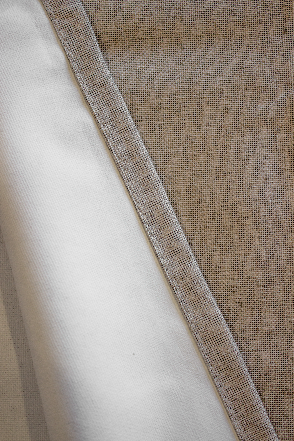 Cortinado Blackout Moly