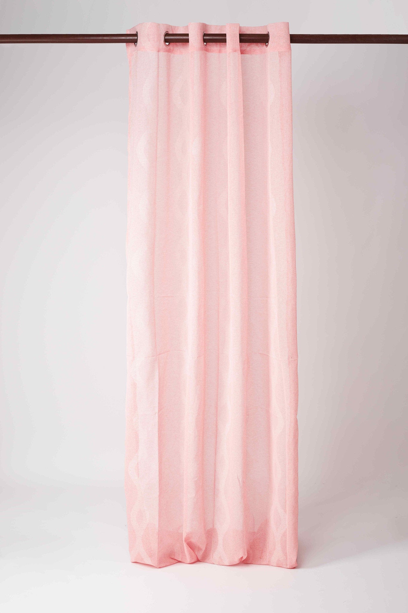 Cortinado Lucy